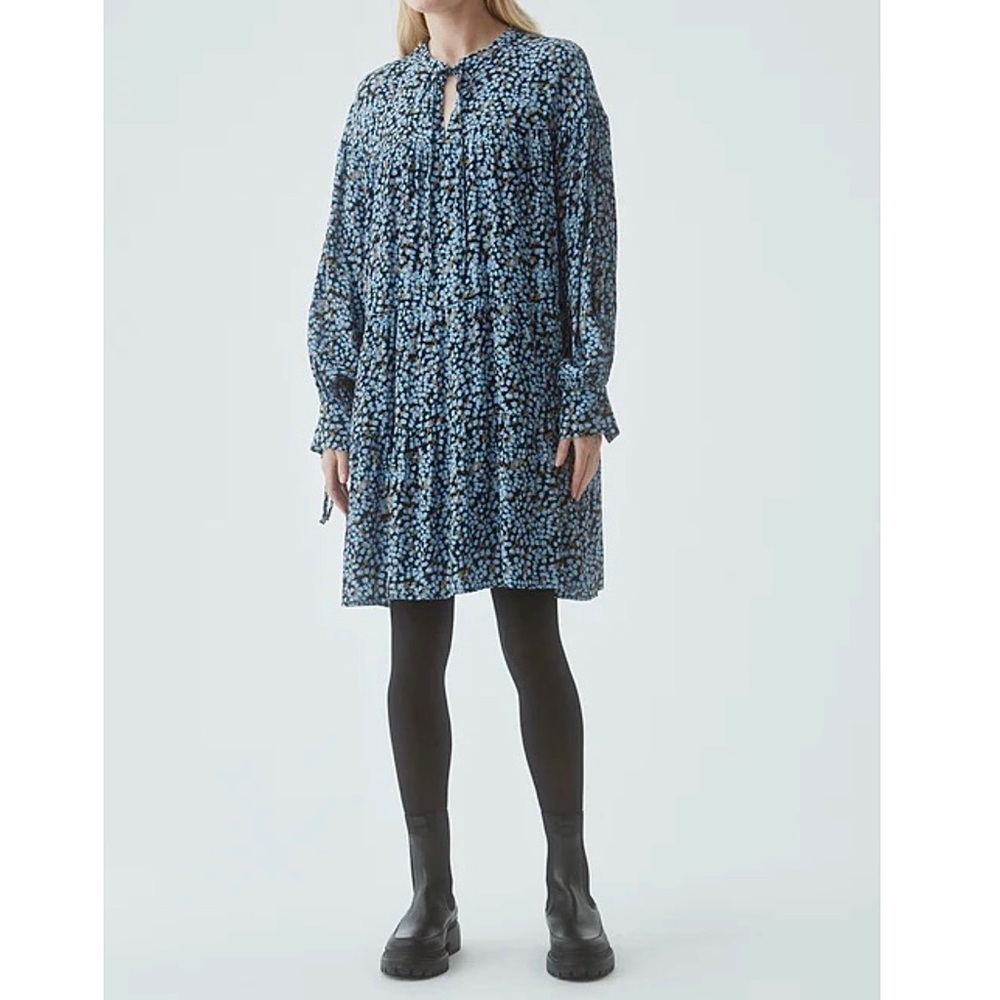 Modstrom Blue Patterned Midi Dress